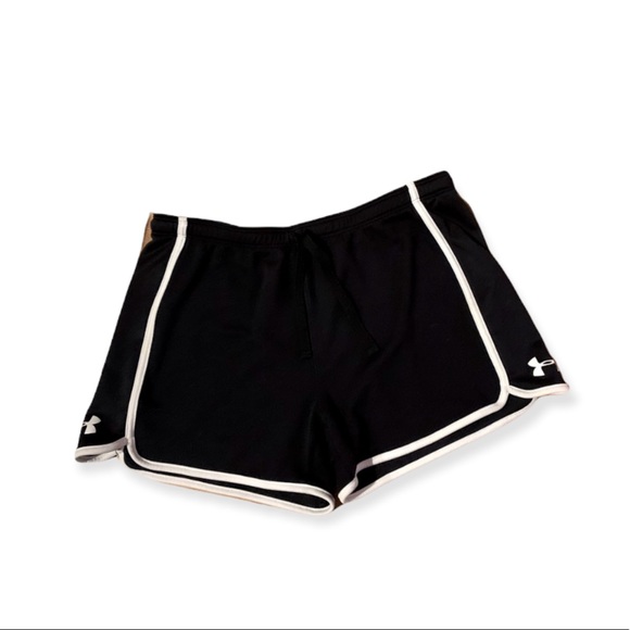 Black Under Armour shorts - Picture 2 of 2